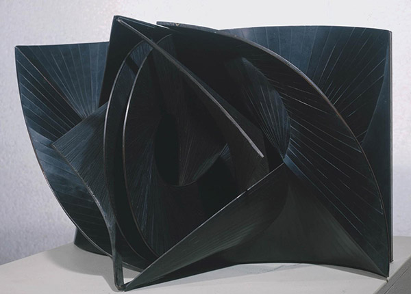 naum gabo artwork