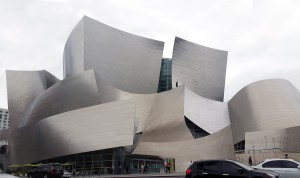 The stainless steel “sails” of the Walt Disney Concert Hall. Photography by TIDB (The UK Interior Design Bureau) 2016.