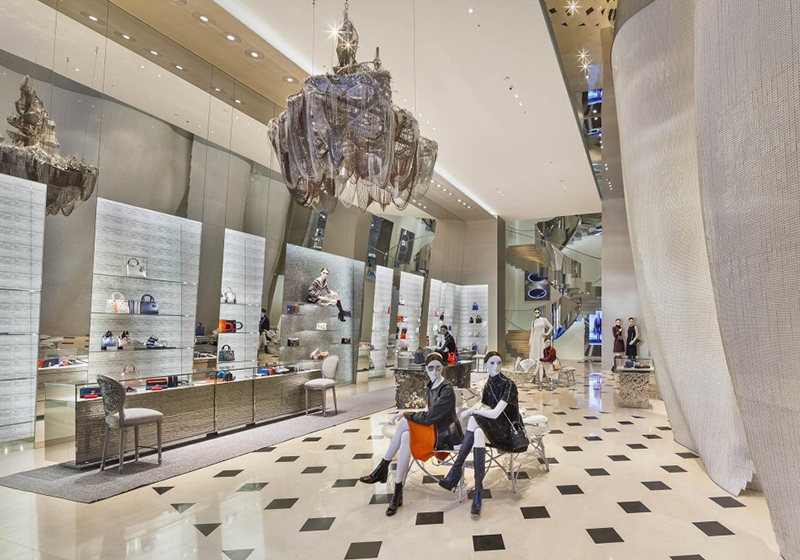 The Spectacle Store'. Louis Vuitton's Peter Marino-renovated London  flagship, The Strength of Architecture