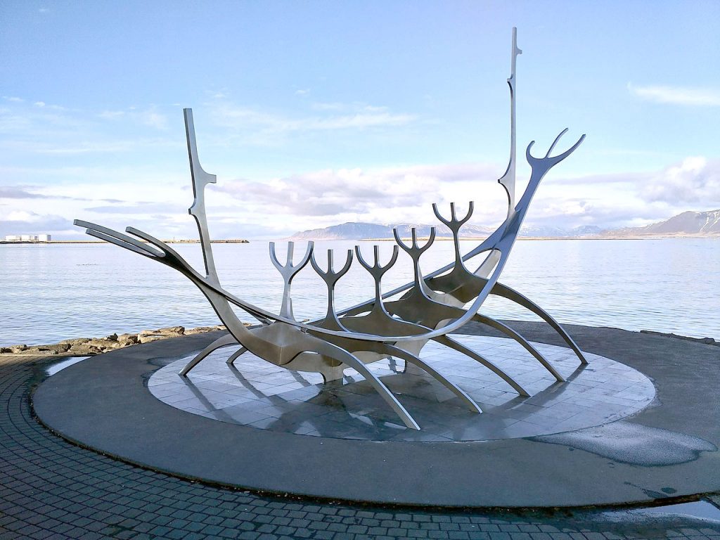 A journey to visit the The Sun Voyager sculpture by Jón Gunnar Árnason in Reykjavík, Iceland