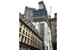 Images of 22 Bishopsgate at different stages of the construction process, we can see how the three main parts of the building: core, slabs and façade progress in a stepped sequence over time. Photograph by Antonio Moll