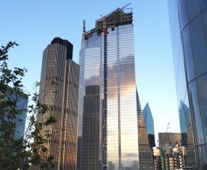 Tower 42 reflected on 22 Bishopsgate. The state of the art technology of the glass makes it vanish in between the surrounding environment. Photograph by Antonio Moll.