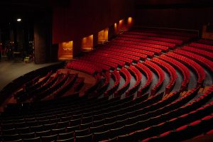 The larger theatre in The Egg, Albany, USA. To reflect the external architecture, the interior design of the building is based on curved lines and soft edges. Photograph by Bob Keefer